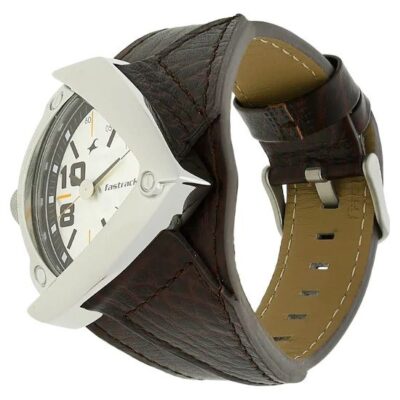 Fastrack Leather Strap Watch For Men?s (NN3022SL01)